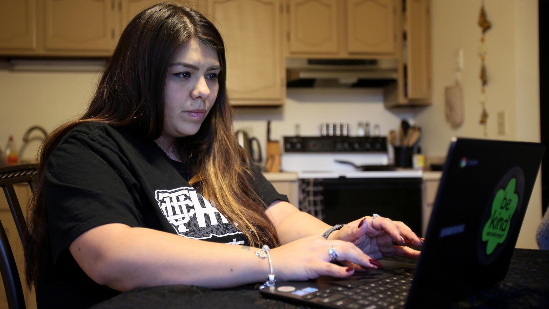 Neto's Tucson: Rapping is the life of this 4th-grade teacher